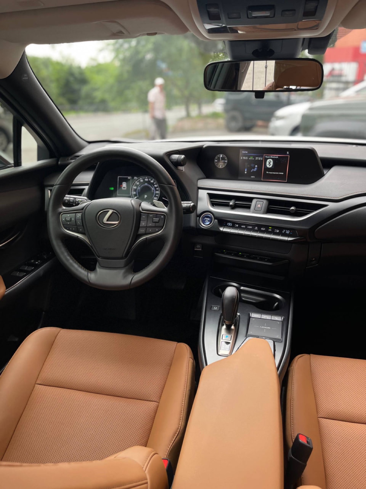 Lexus UX — фото 7
